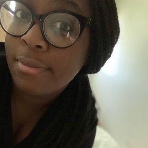 Meet your Posher, Kelsie